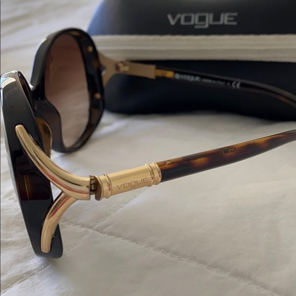Vogue Sunglasses - Picture 3 of 4